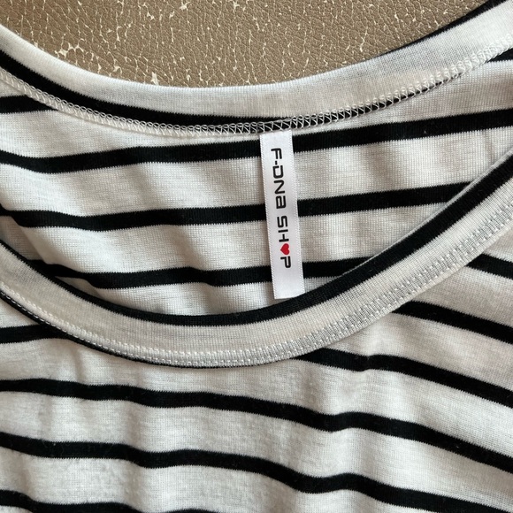 Dress - Picture 6 of 6